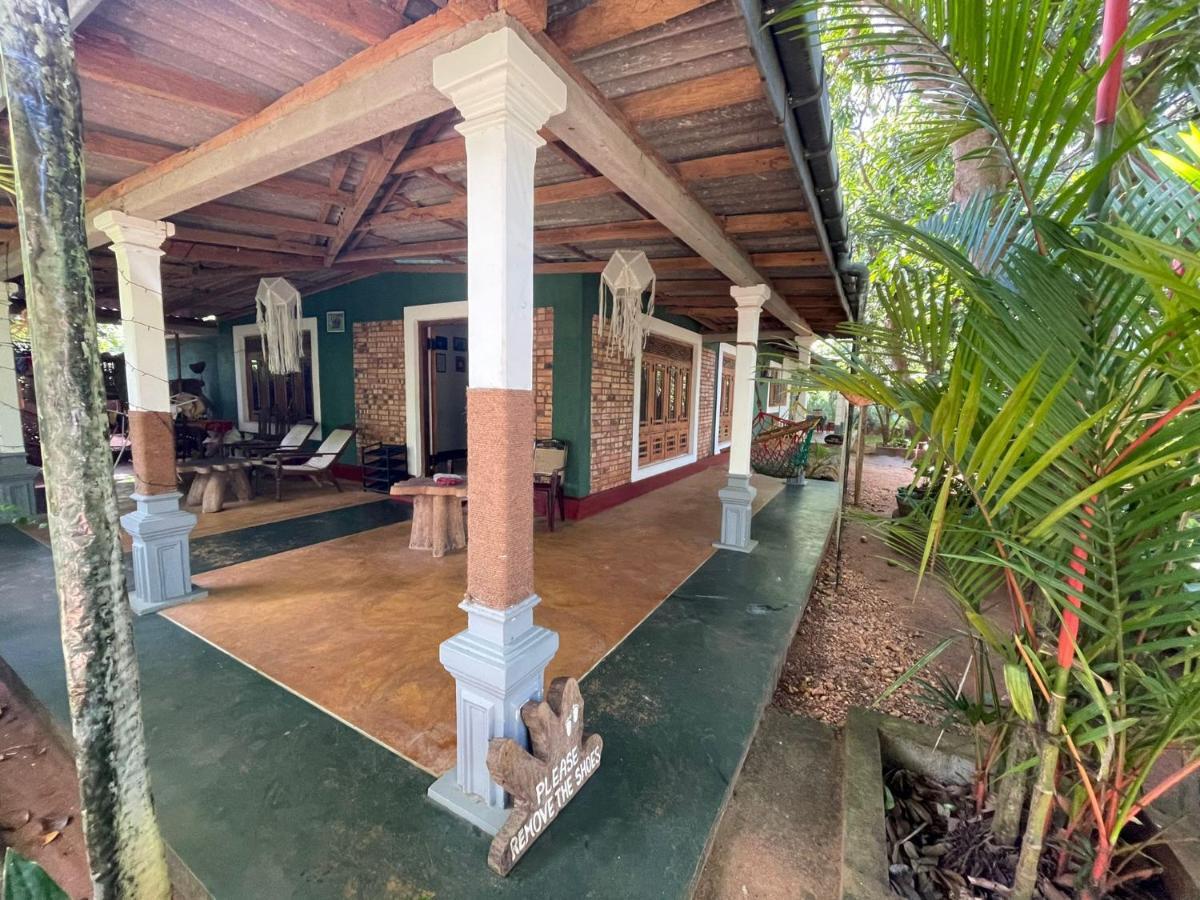 Thilina Homestay Sigirija Zewnętrze zdjęcie